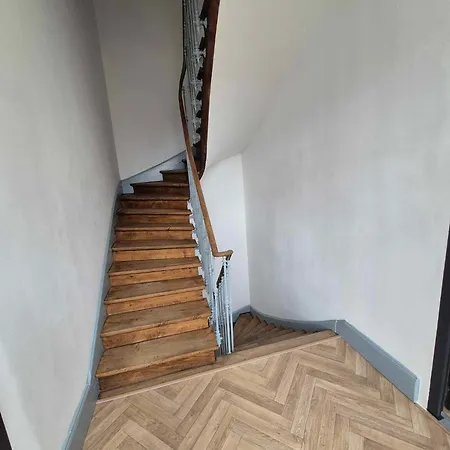 A Thermal Apartman